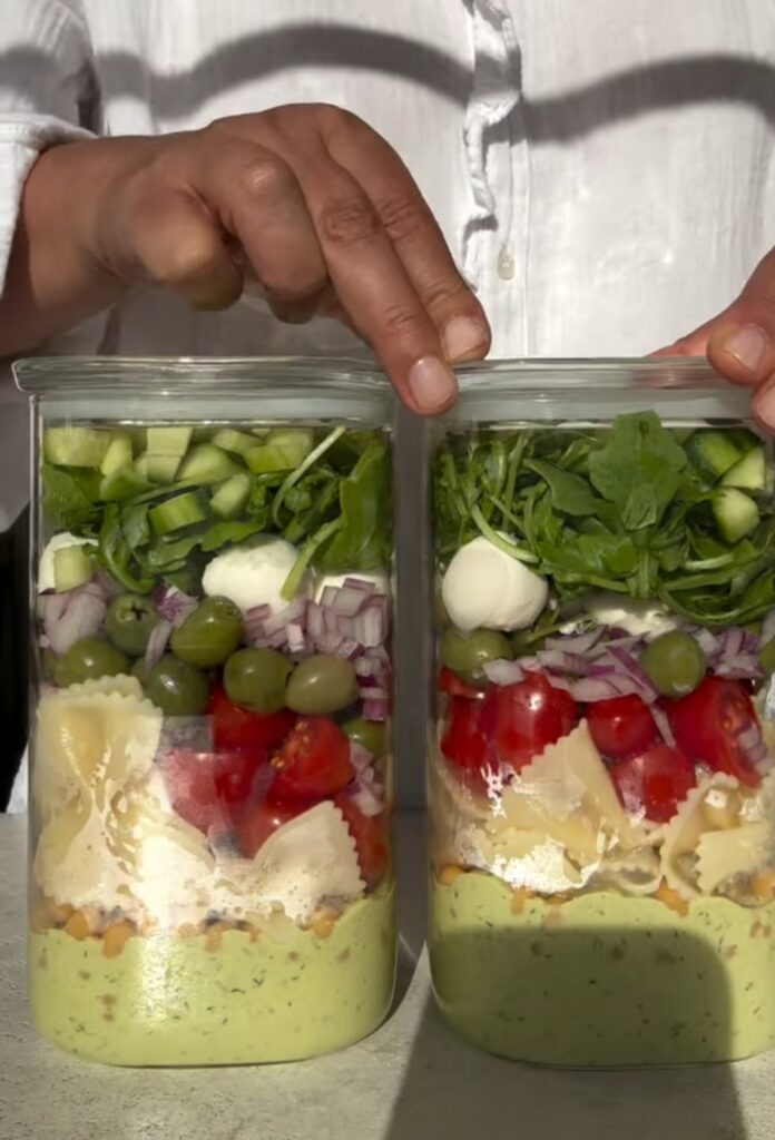 Healthy pasta Salad Jar for lunch