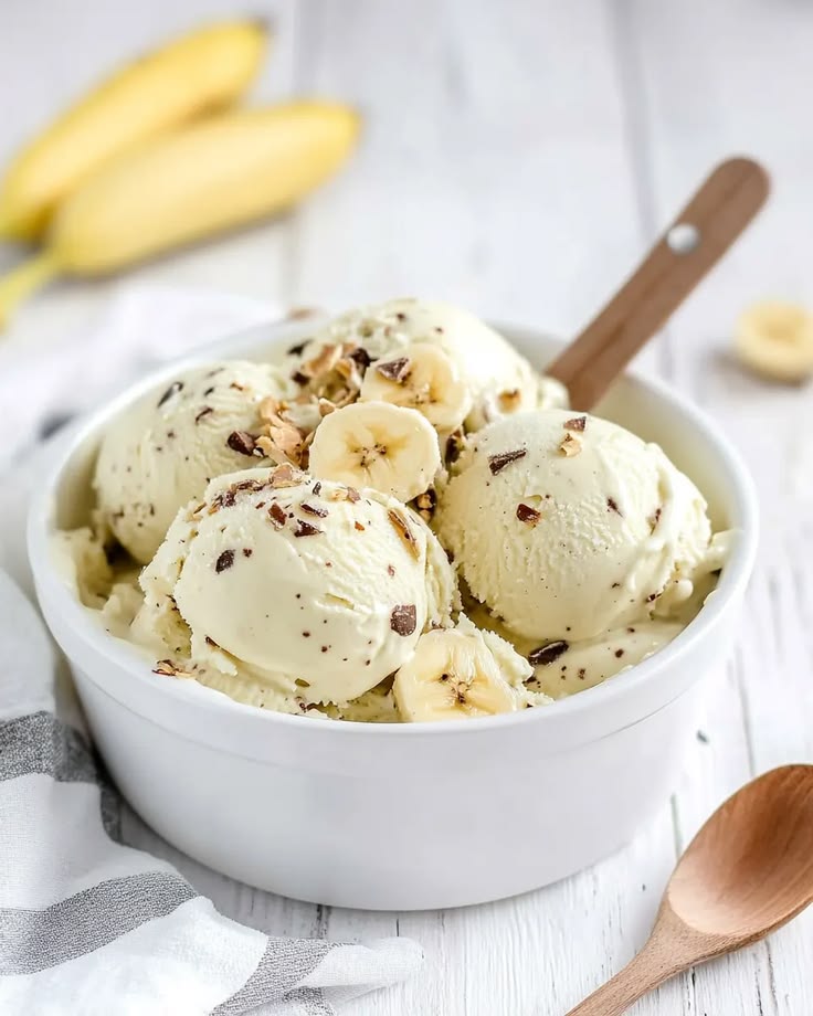 Healthy homemade banana ice cream
